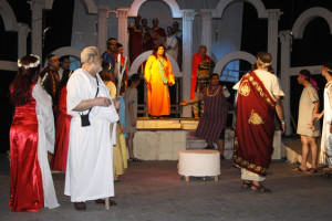 أخر أيام سقراط ... عندما يدفع الإنسان ثمن مبادئه (3)