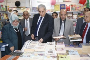 الثقافة الجماهيرية تواصل افتتاح معرضها الأول للكتاب بالأقاليم (3)